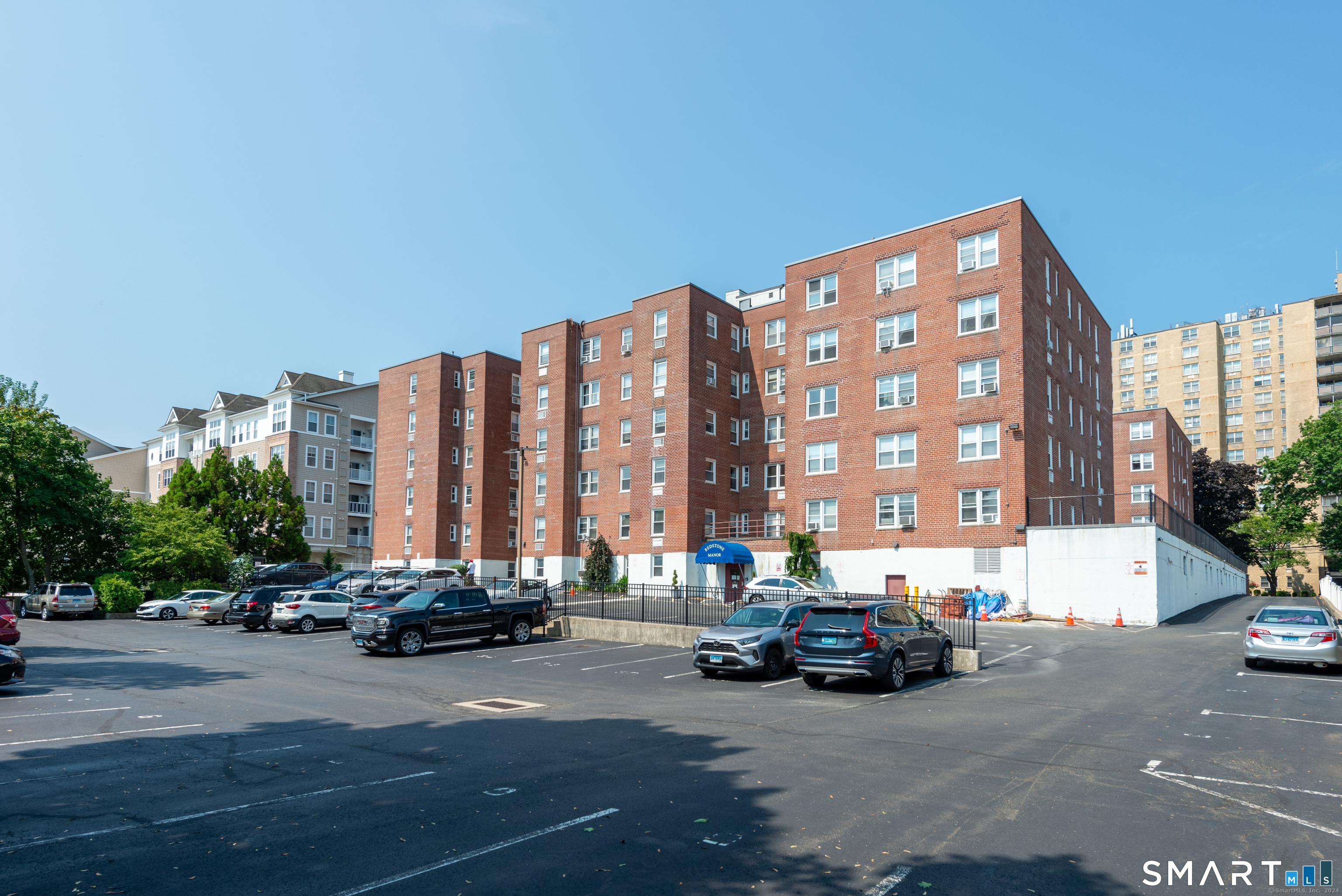 39 Glenbrook Road Stamford CT 06902