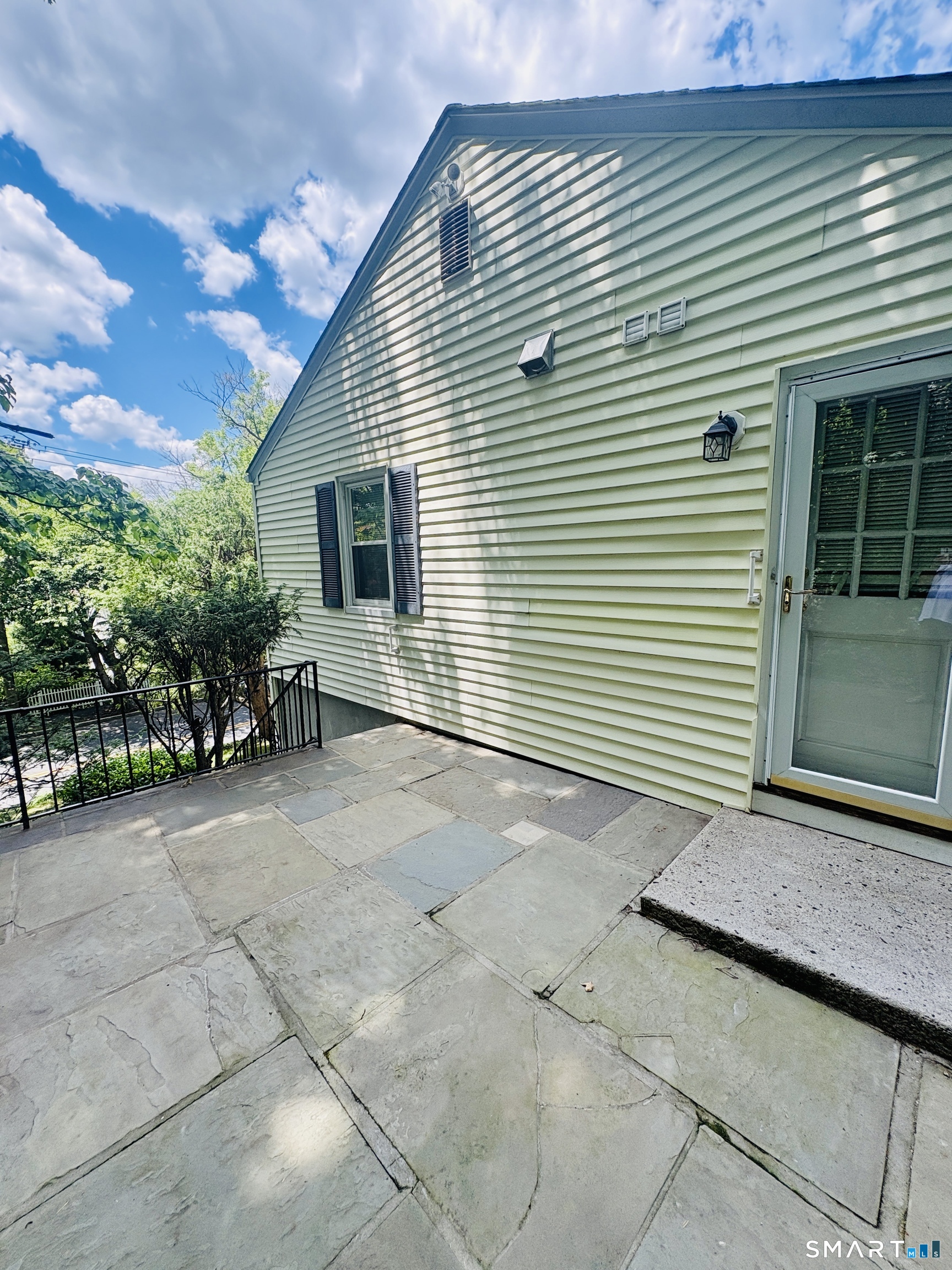 9 Pemberwick Road Greenwich CT 06831
