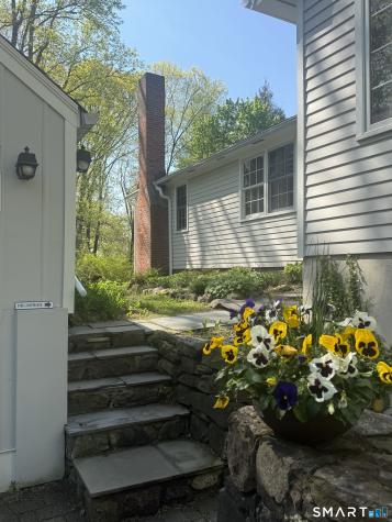 W. Mountain Road Ridgefield CT 06877