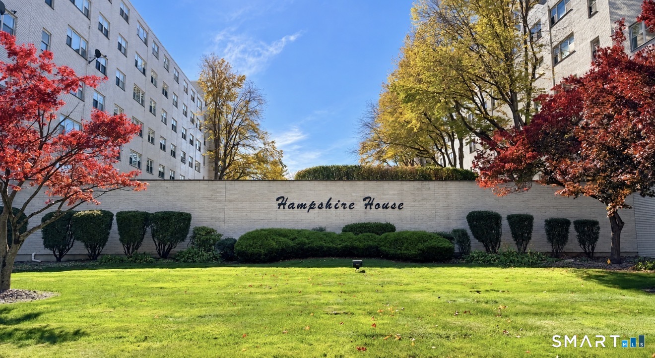 893 Farmington Avenue West Hartford CT 06119