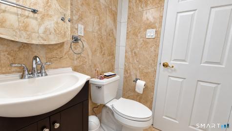 893 Farmington Avenue West Hartford CT 06119
