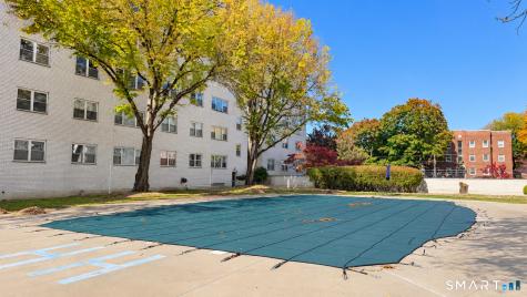 893 Farmington Avenue West Hartford CT 06119