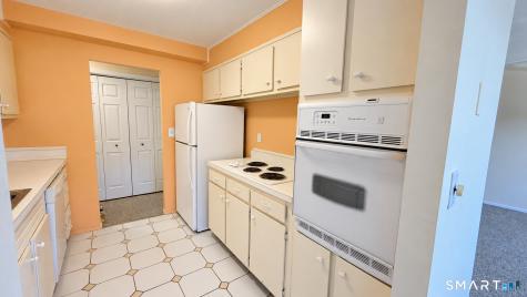 893 Farmington Avenue West Hartford CT 06119