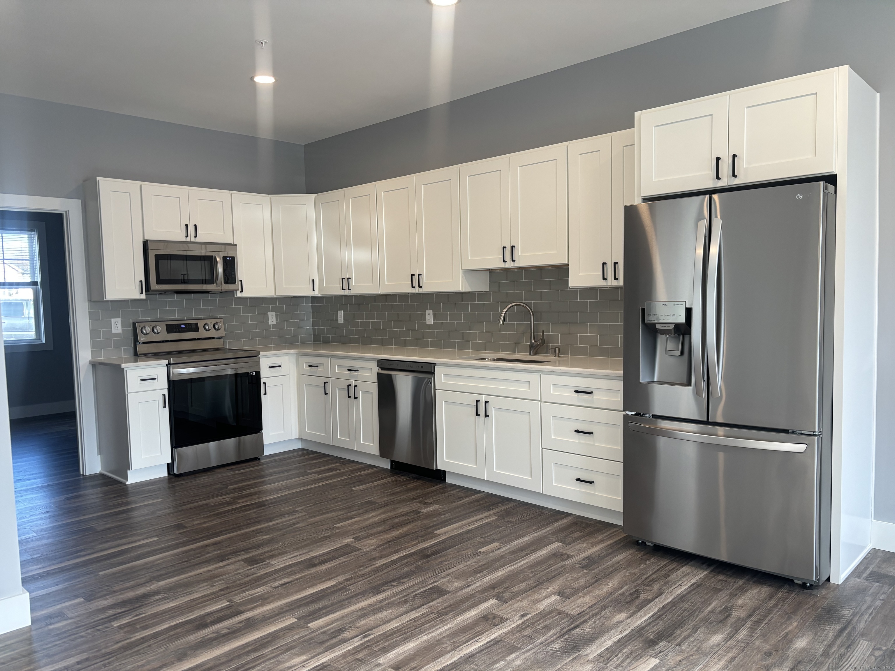 303 Norwich New London Turnpike Montville CT 06382