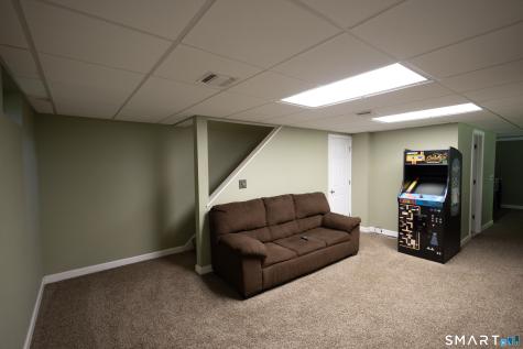 18 Pinewood Shores Sherman CT 06784