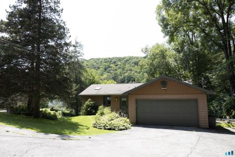 18 Pinewood Shores Sherman CT 06784