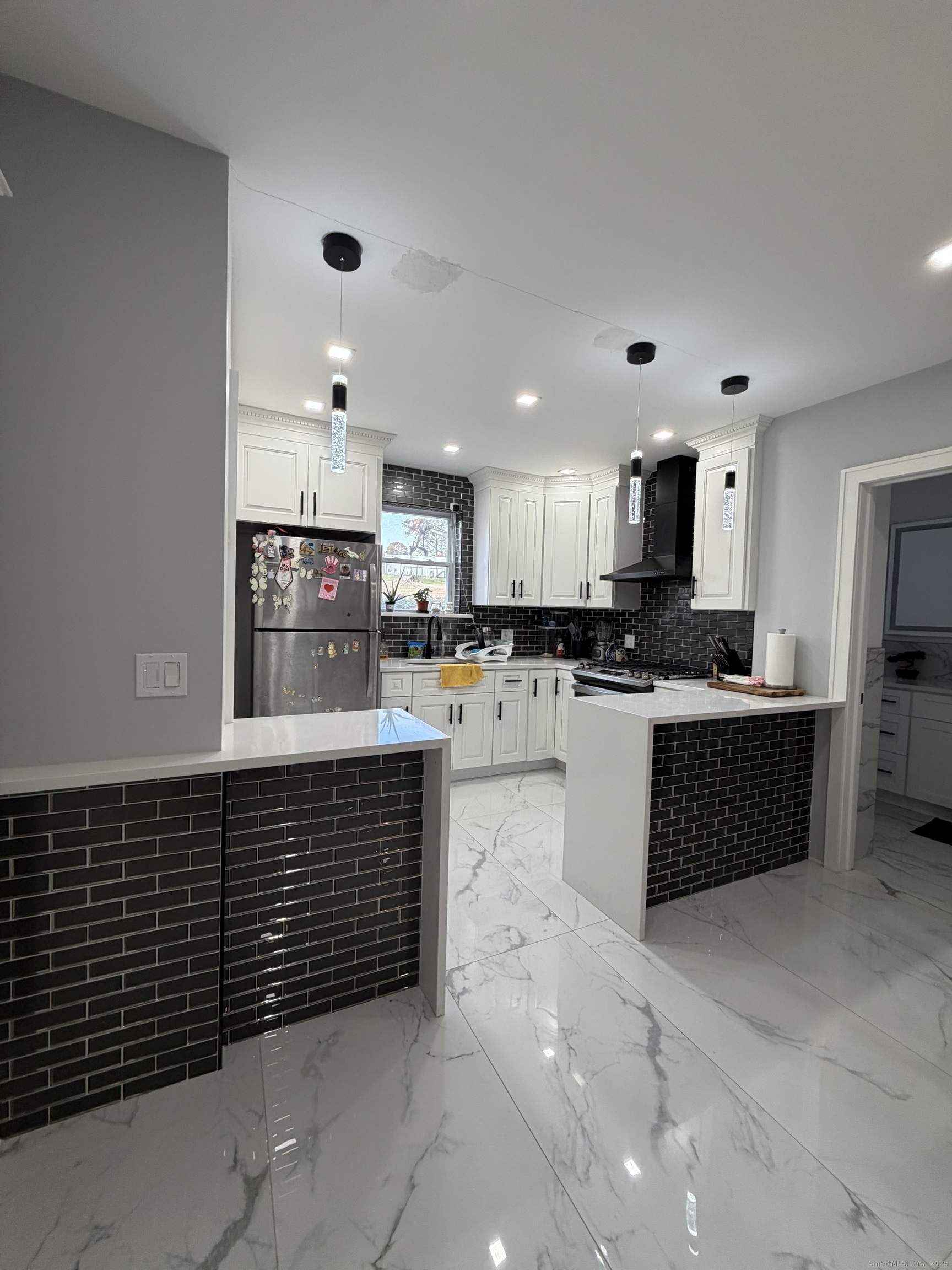 2964 State Street Hamden CT 06517