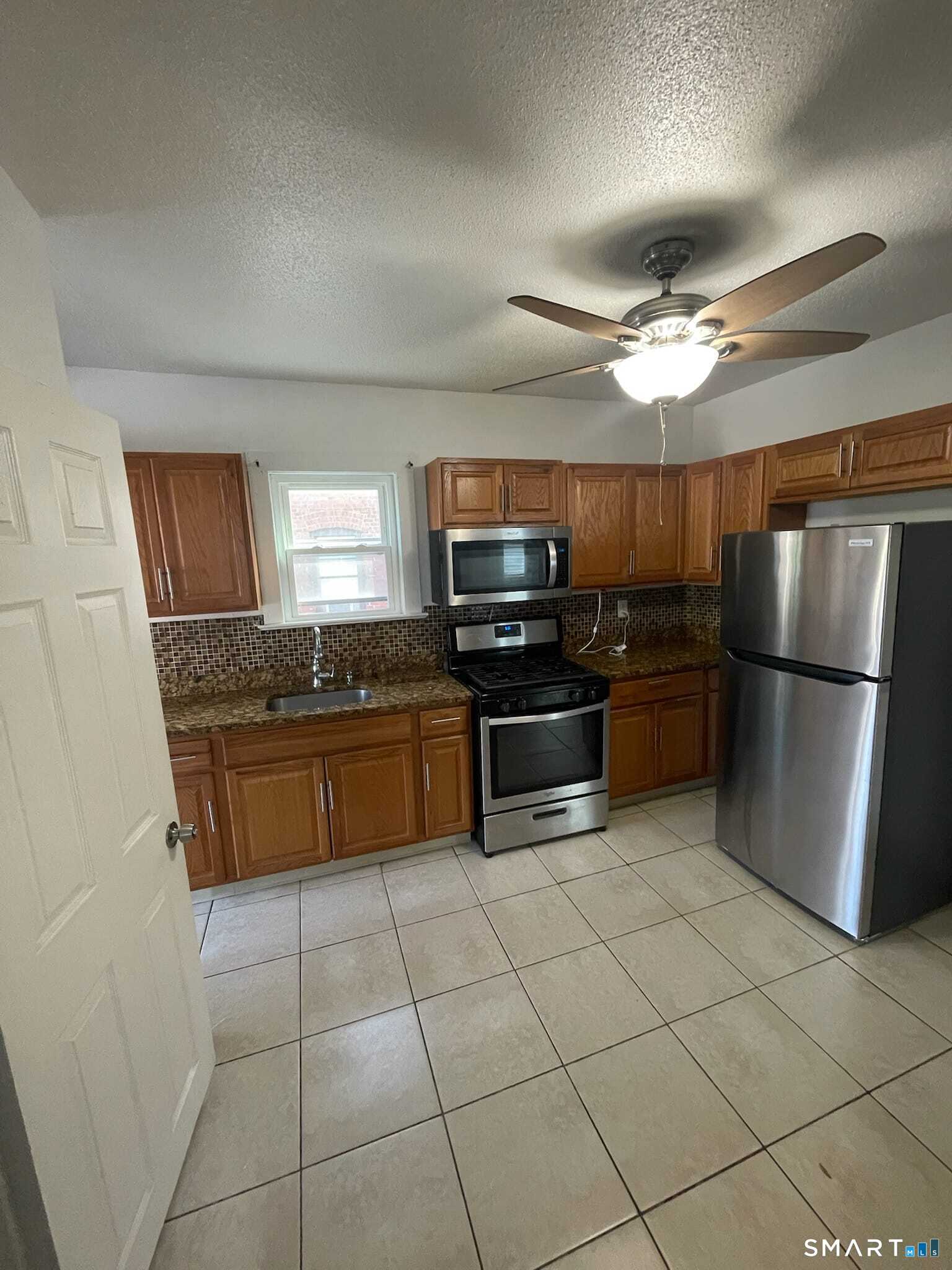 128 Bartholomew Avenue Hartford CT 06106