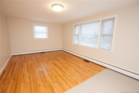 8 Prior Avenue Plainville CT 06062