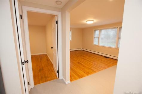 8 Prior Avenue Plainville CT 06062
