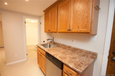8 Prior Avenue Plainville CT 06062