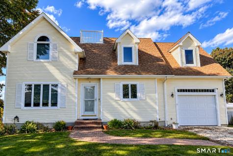 15 Wildwood Road Old Saybrook CT 06475