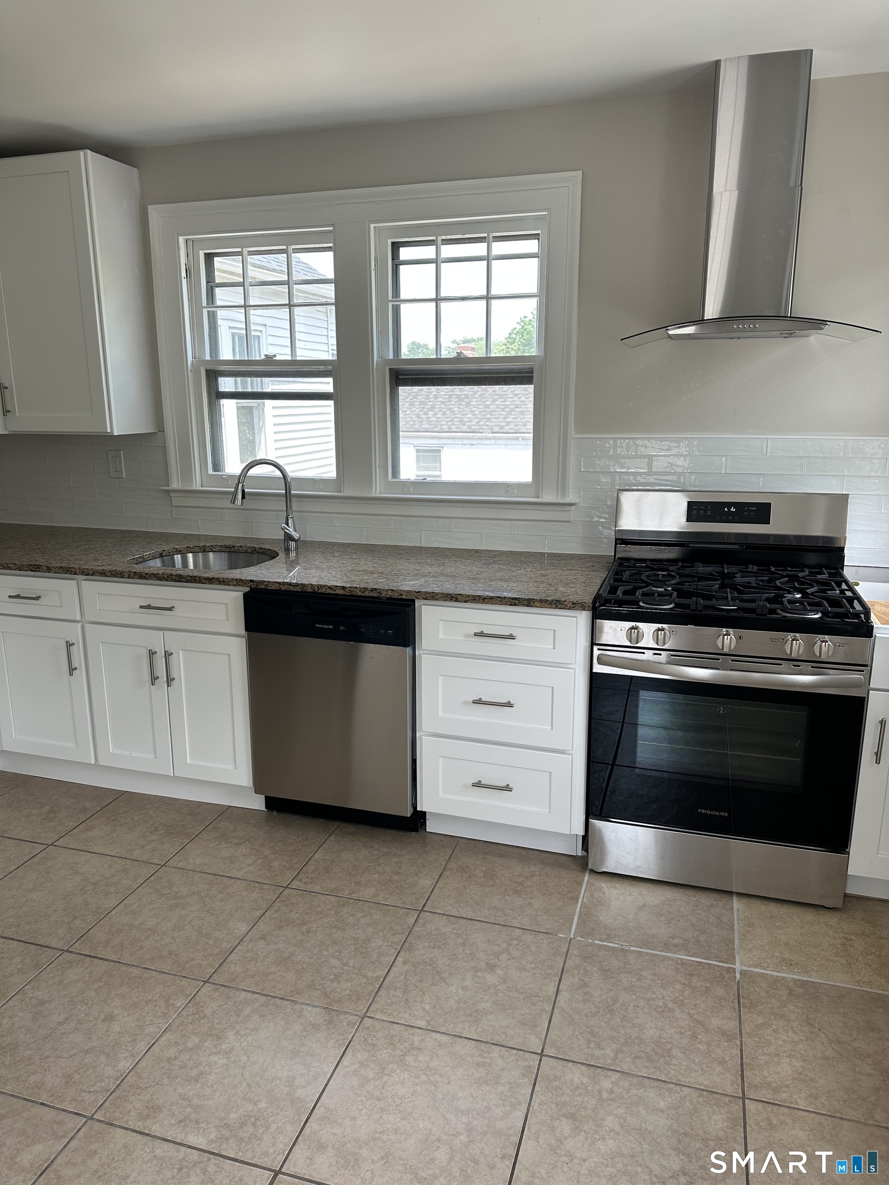 219 Jordan Lane Wethersfield CT 06109