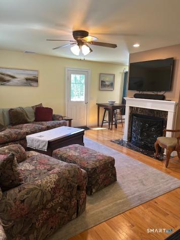 64 Edge Hill Road East Lyme CT 06357