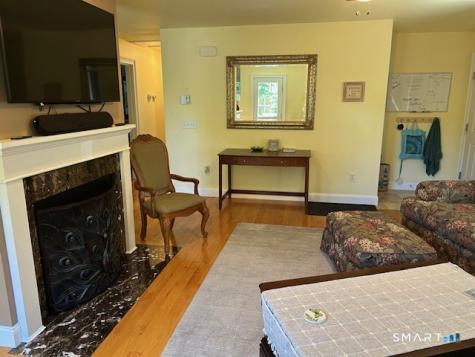 64 Edge Hill Road East Lyme CT 06357