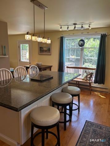 64 Edge Hill Road East Lyme CT 06357