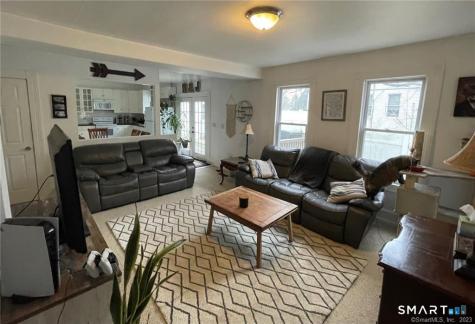 12 Maple Street Seymour CT 06483