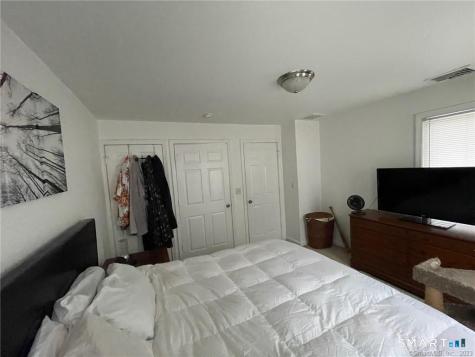 12 Maple Street Seymour CT 06483