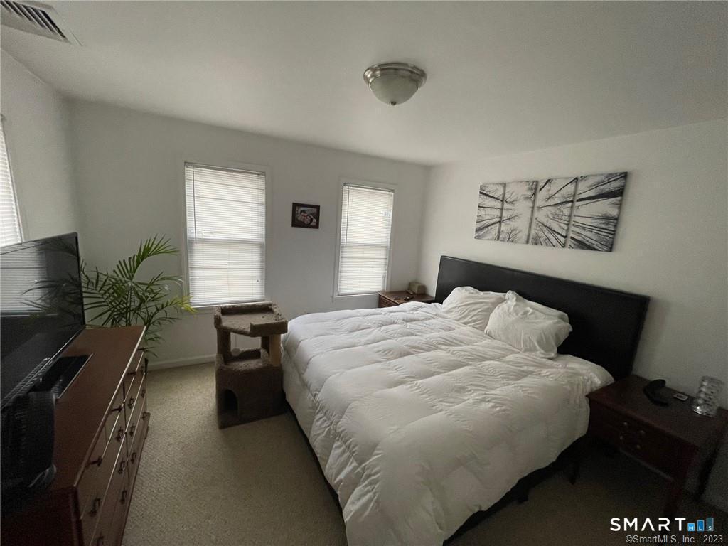 12 Maple Street Seymour CT 06483