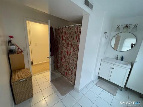 12 Maple Street Seymour CT 06483
