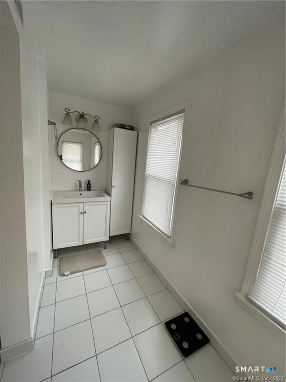 12 Maple Street Seymour CT 06483