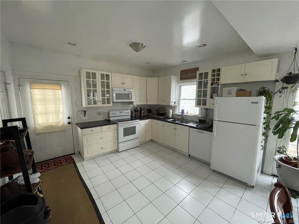 12 Maple Street Seymour CT 06483