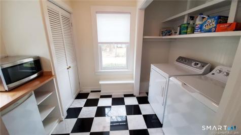 12 Flower Avenue Madison CT 06443