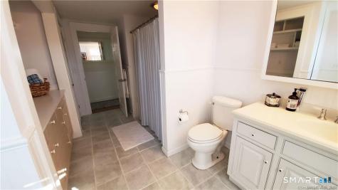 12 Flower Avenue Madison CT 06443