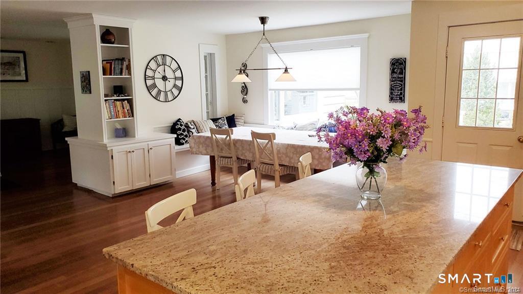 12 Flower Avenue Madison CT 06443