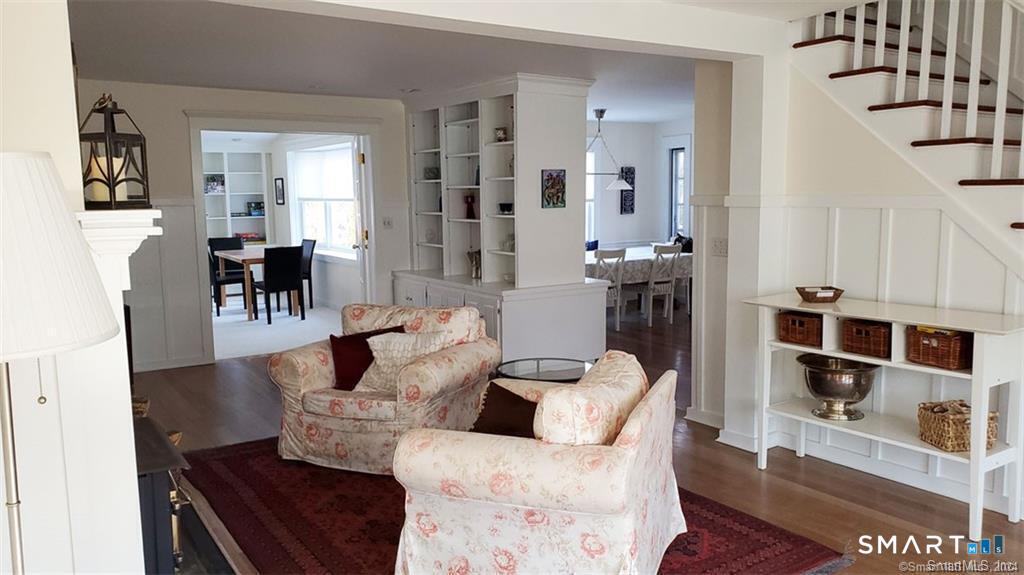 12 Flower Avenue Madison CT 06443