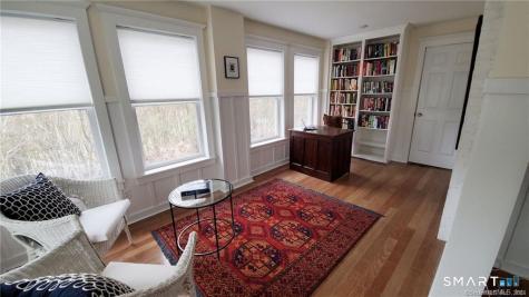 12 Flower Avenue Madison CT 06443
