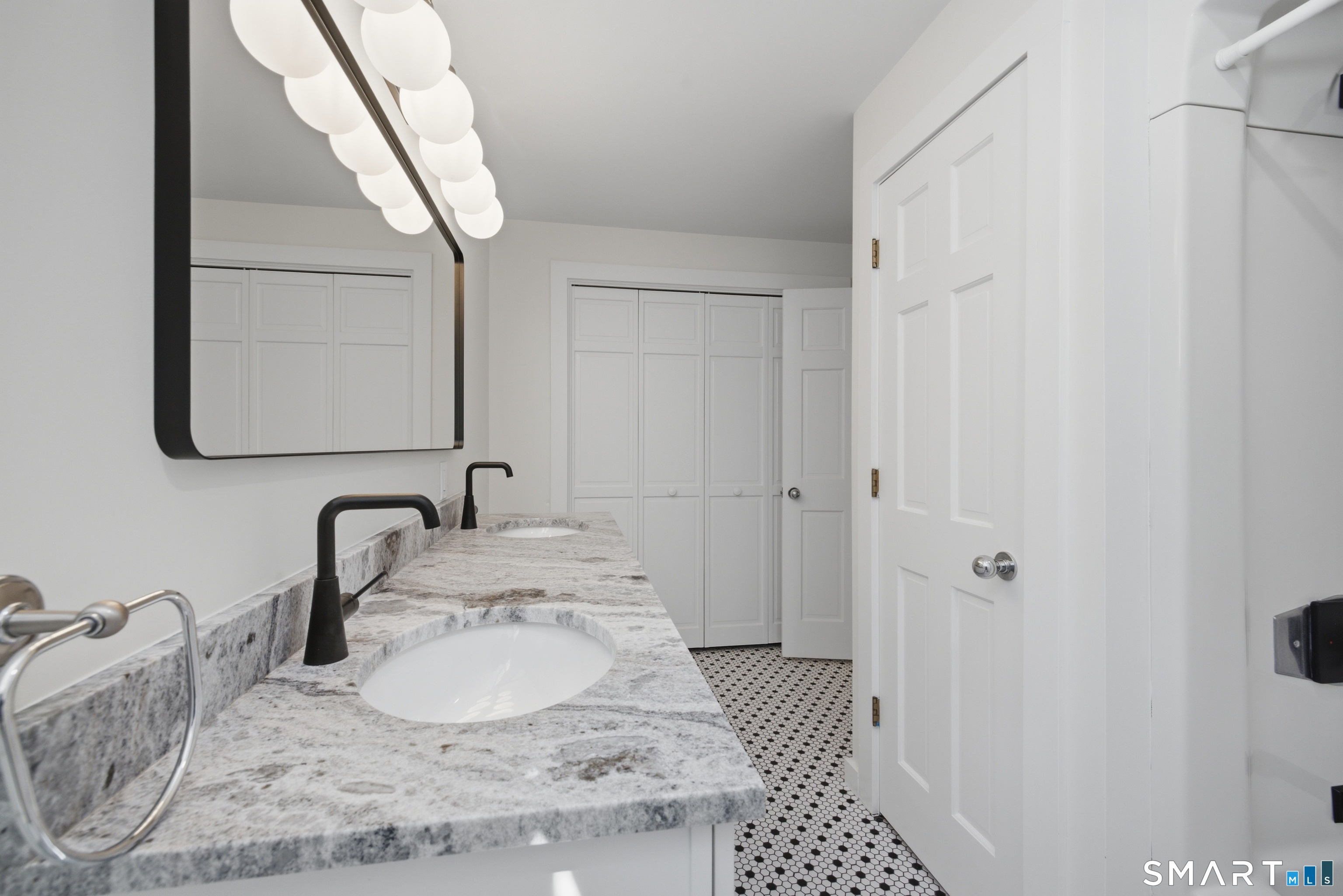 26 Ferry Road Chester CT 06412