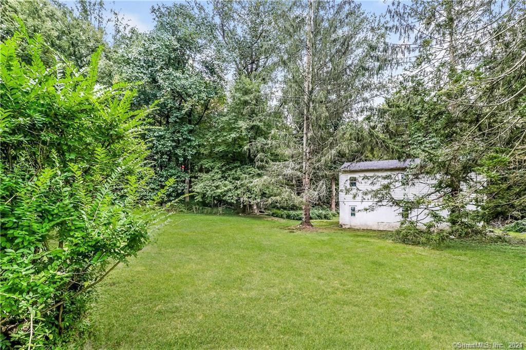 86 Pocahontas Road Redding CT 06896
