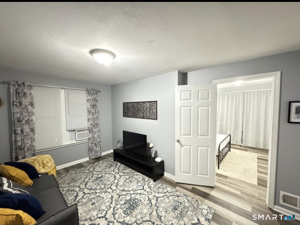 21 Pond Lily Avenue New Haven CT 06515