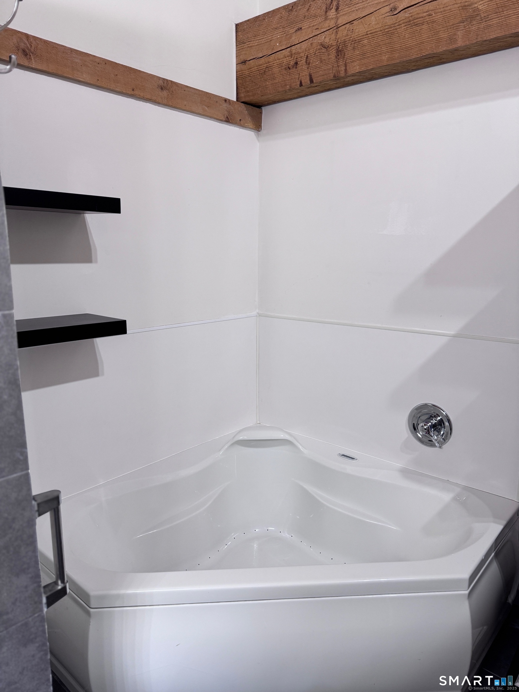 68 Thermos Avenue Norwich CT 06360