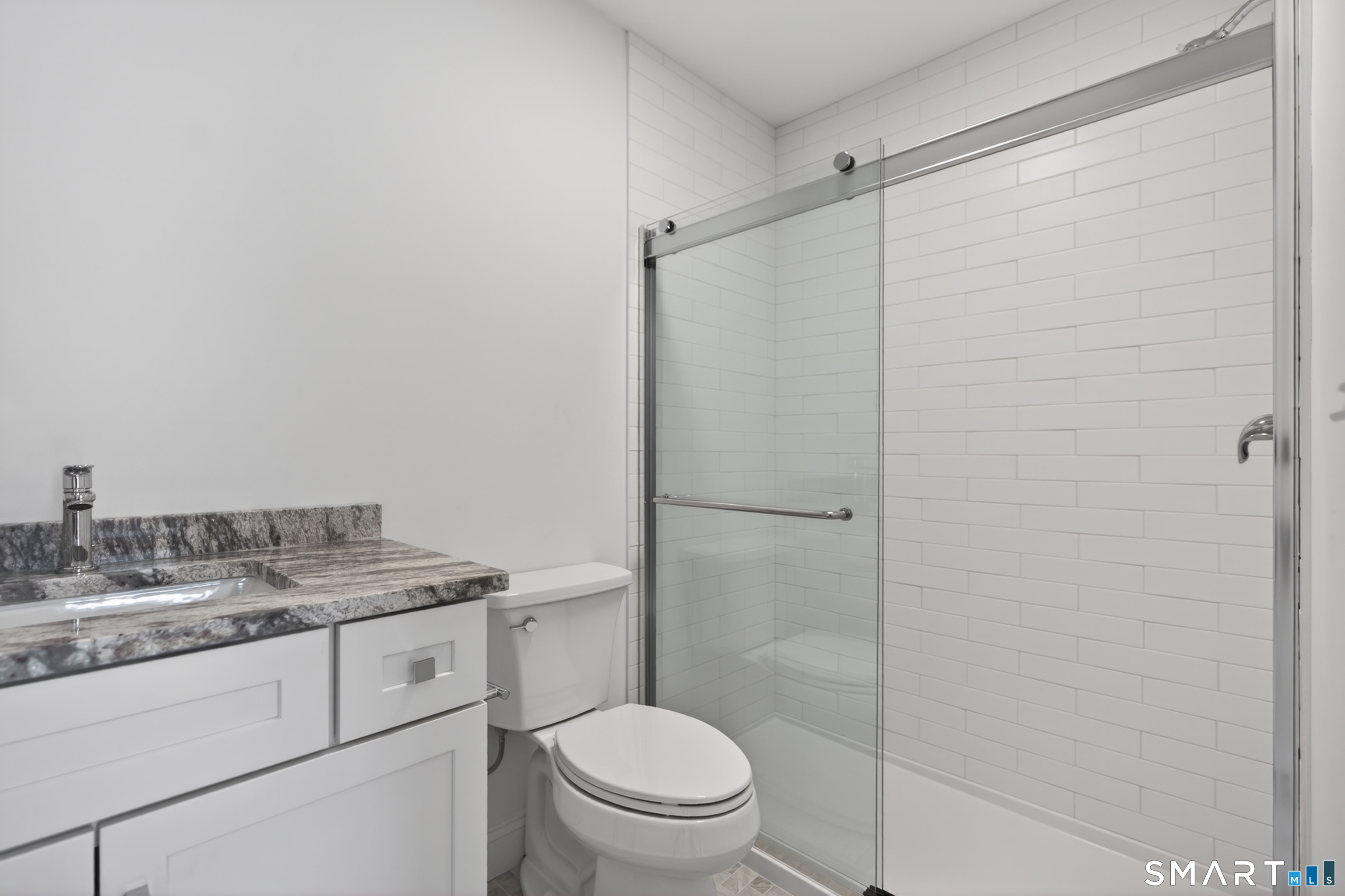 138 Bank Street New London CT 06320