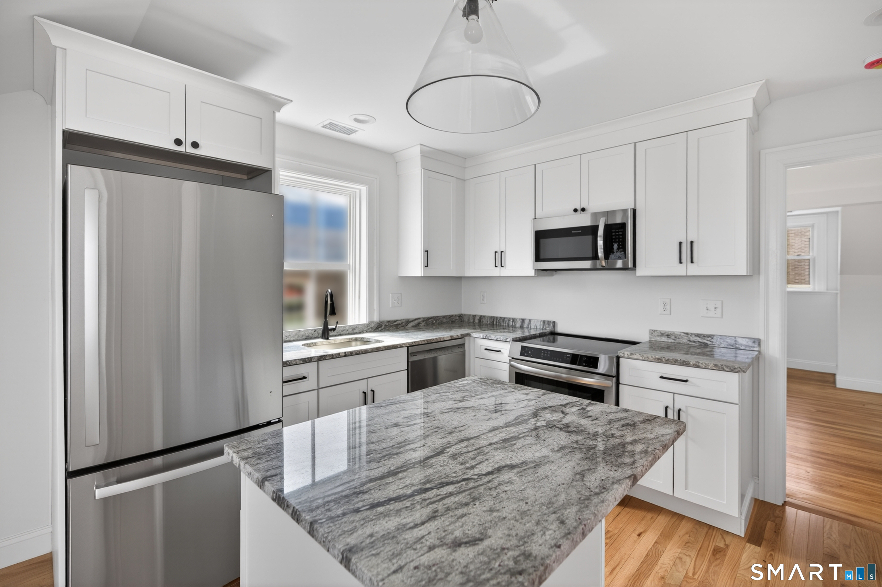 138 Bank Street New London CT 06320