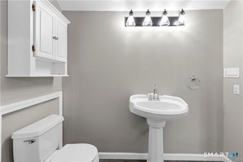 1162 Moose Hill Road Guilford CT 06437