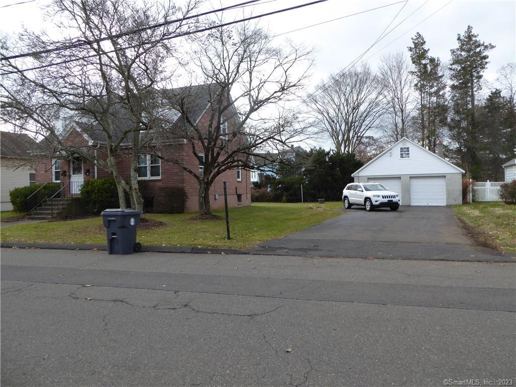 23 Hamre Lane Branford CT 06405