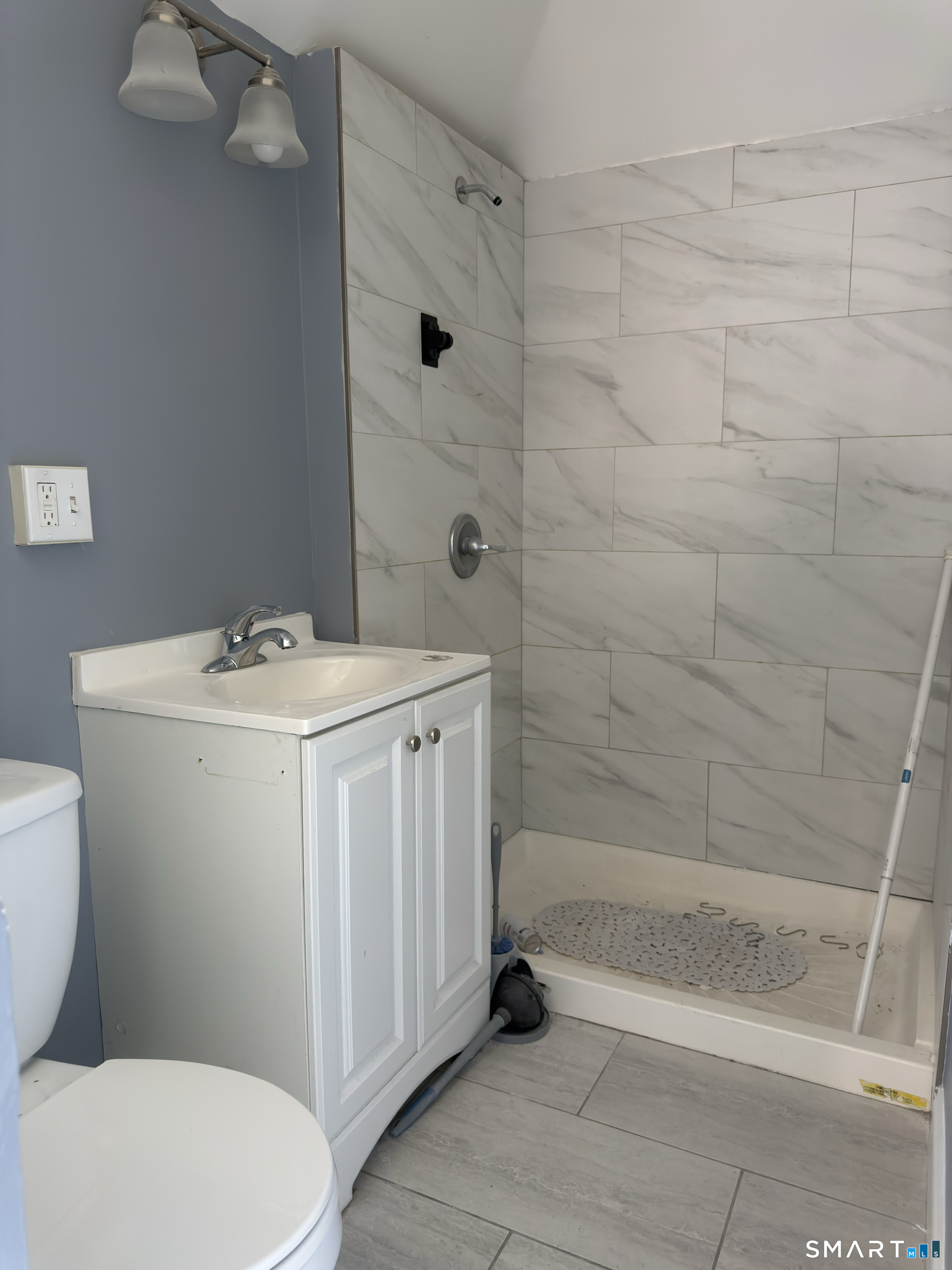 43-45 Hungerford Street Hartford CT 06106