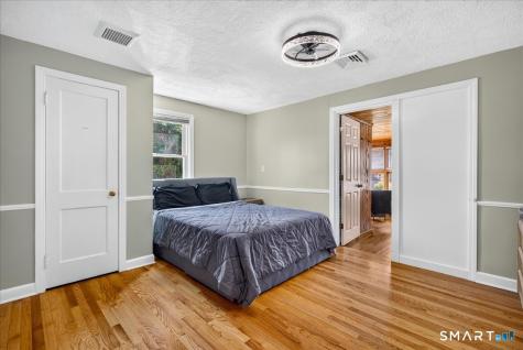 440 Evergreen Avenue Hamden CT 06518
