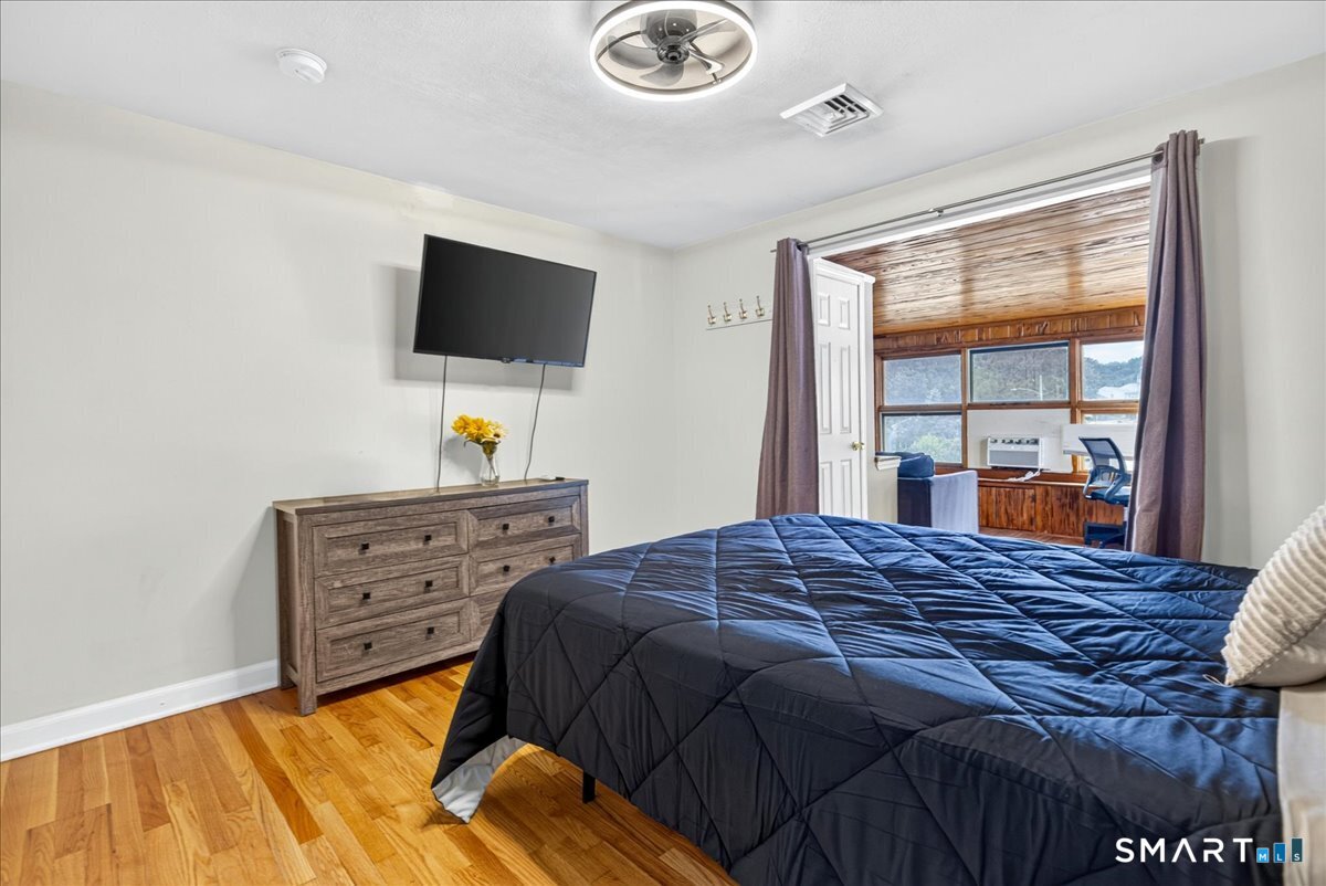 440 Evergreen Avenue Hamden CT 06518