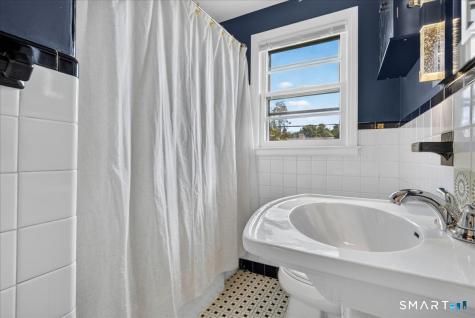 440 Evergreen Avenue Hamden CT 06518