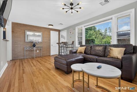 440 Evergreen Avenue Hamden CT 06518