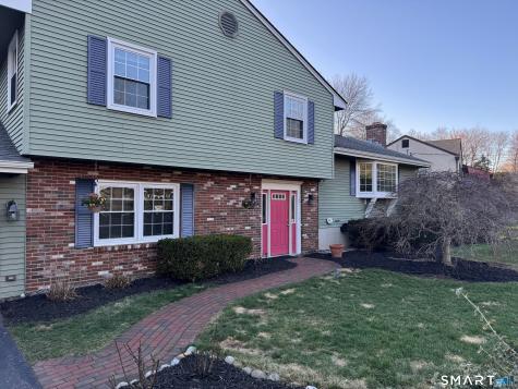15 Brookfield Drive East Lyme CT 06333