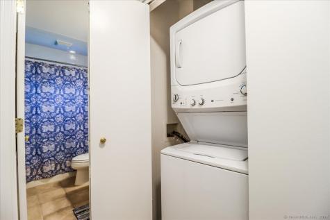 22 Olcott Way Ridgefield CT 06877