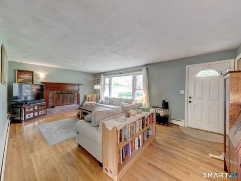 384 Woodland Road Mansfield CT 06268