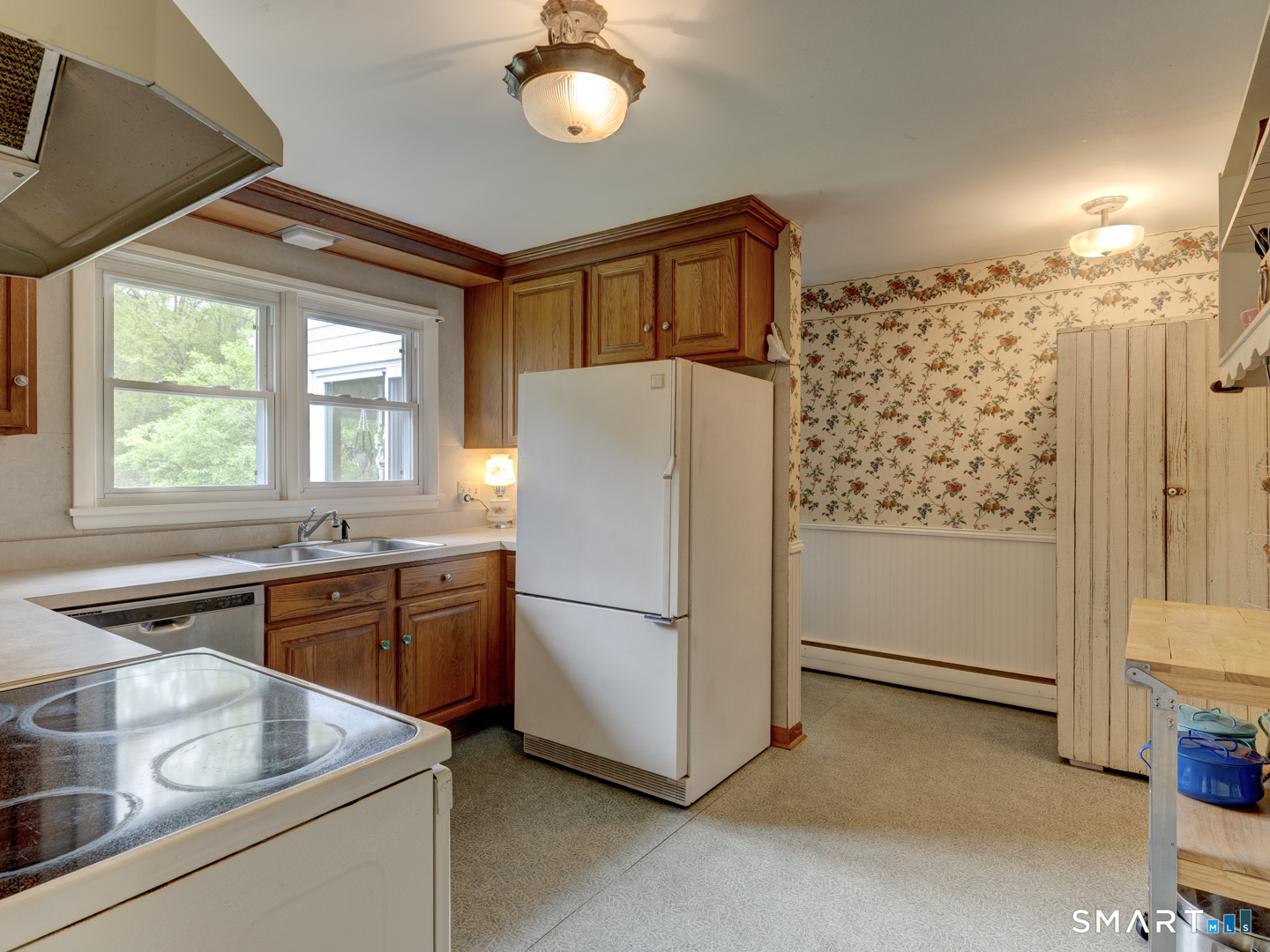 384 Woodland Road Mansfield CT 06268