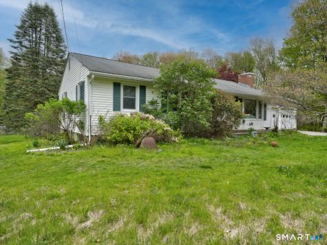 384 Woodland Road Mansfield CT 06268