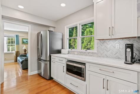 118 Lloyd Drive Fairfield CT 06825